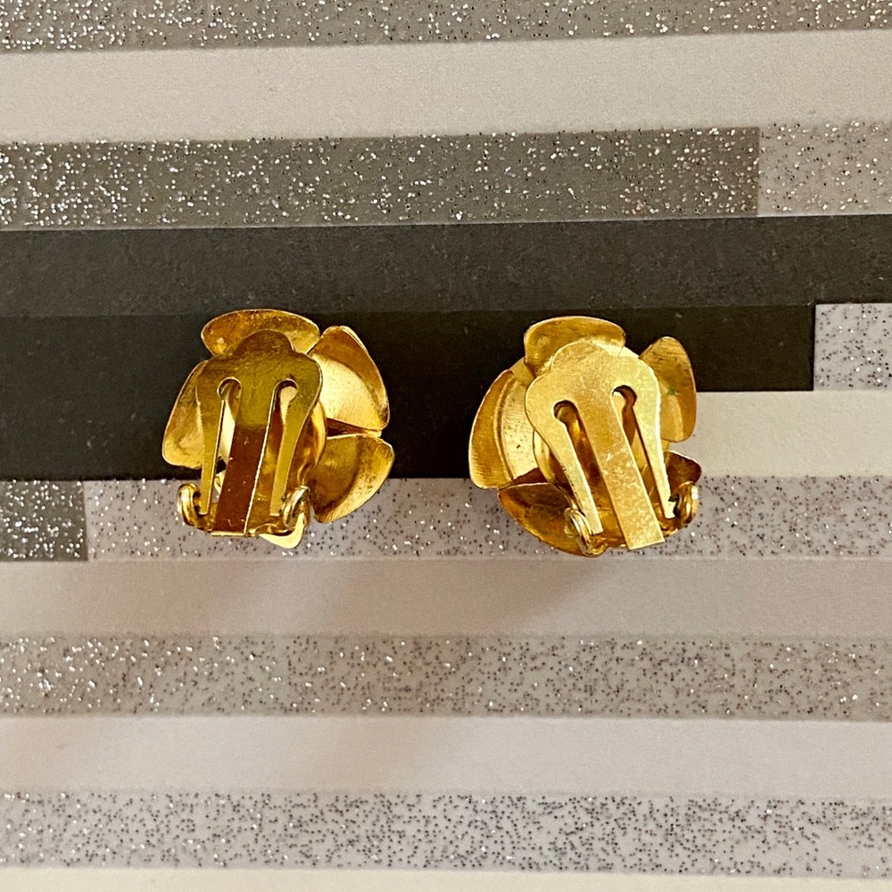 Vintage 80s earrings 🖤 - Picture 4 of 4